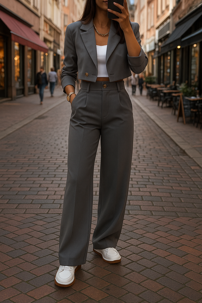 Annejet | Set | Jasje en broek | Cropped blazer | Elegantie met comfort